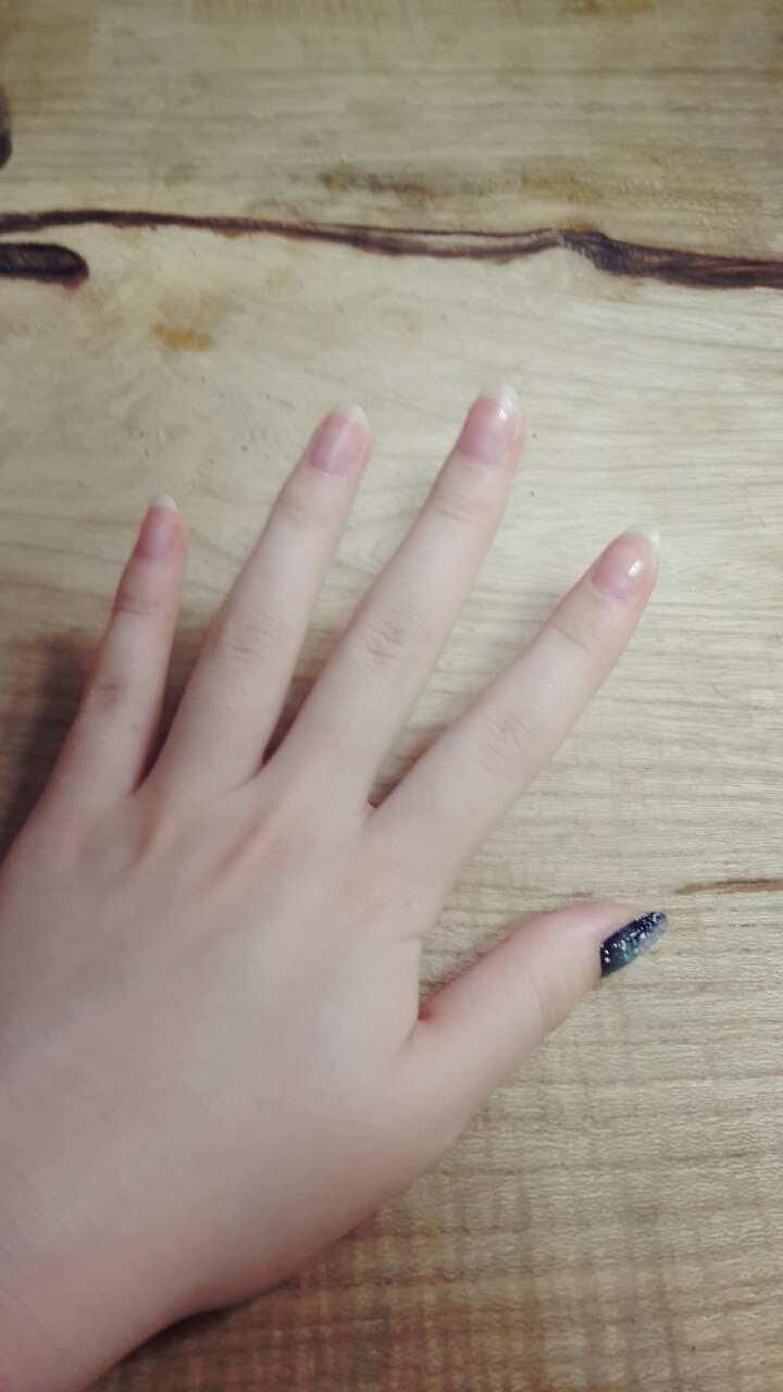 아또네일 이미지