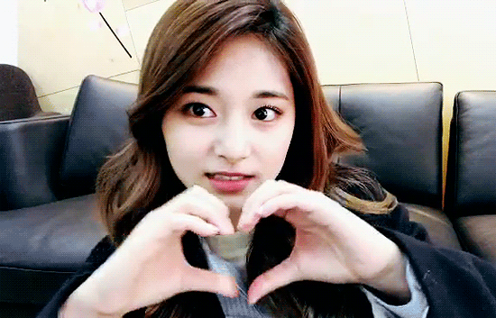 쯔위의 유일한 개인기.gif | 인스티즈