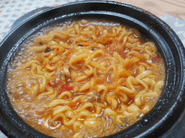 신이 내린 최고의 가성비 음식.gif | 인스티즈