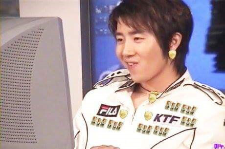 미소와 쪼개는 것의 차이.jpg | 인스티즈