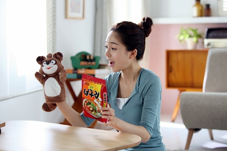 너구리같은 연예인만 찍는다는 광고.jpg | 인스티즈