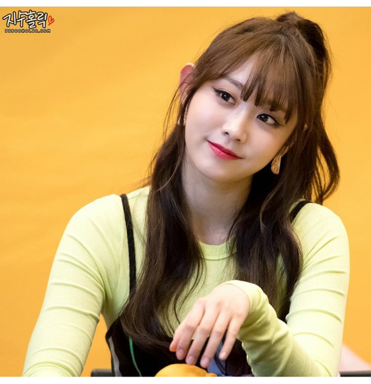 러블리즈 (덮)지수 VS (깐)지수 | 인스티즈