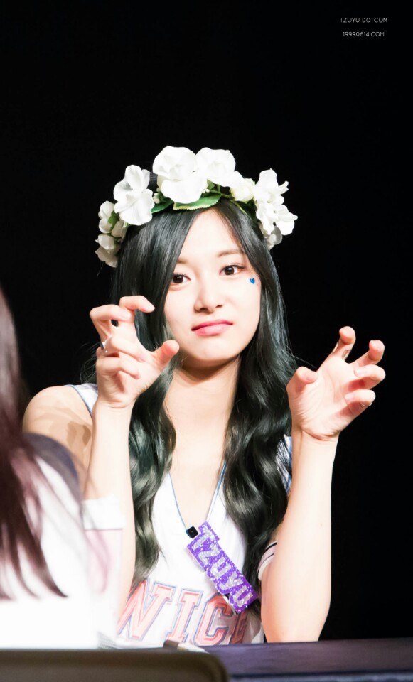 [트와이스] 오늘 생일이라는 쯔위 레전드사진 모음 | 인스티즈