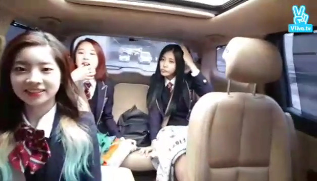 [TWICE] 흔한_급식단의_등교길. (광대 주의) | 인스티즈