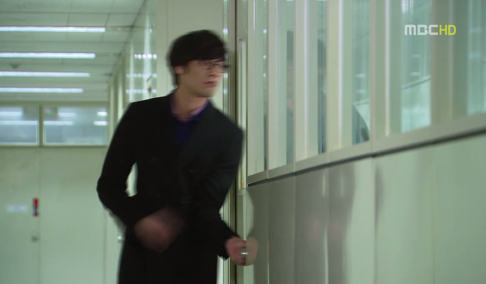 [지붕뚫고하이킥] 세상에 어떤 남자가 가만 보고 있어요.jpg | 인스티즈