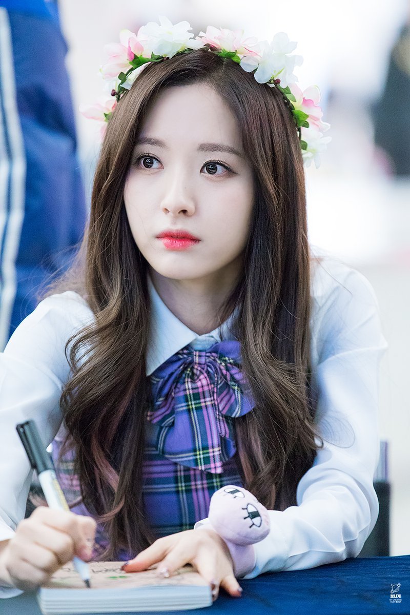 화관쓴 우주소녀 보나.jpg | 인스티즈