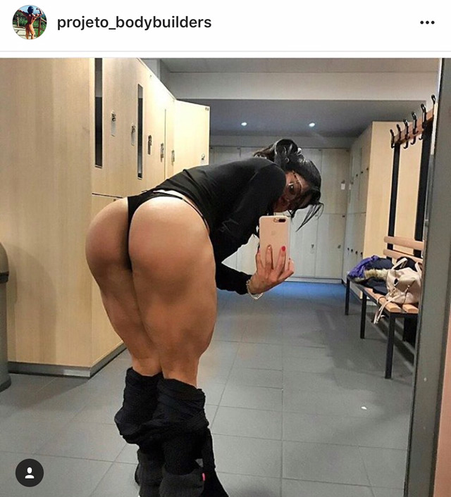 뒷태의 완성 | 인스티즈