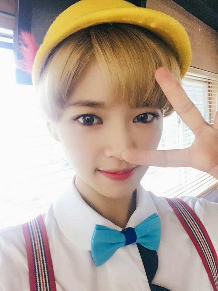 트와이스 TT 셀피 36장 | 인스티즈