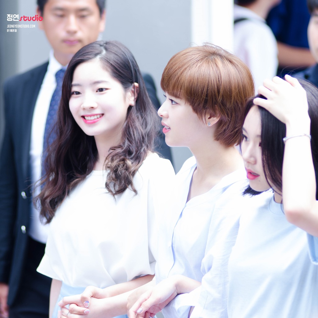 오늘자 트와이스 팬사인회 정연 | 인스티즈