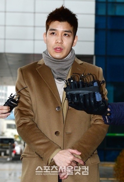 부내나는 코트를 입은 사람들.jpg | 인스티즈