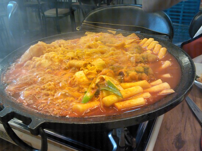 떡볶이 vs 떡볶이 | 인스티즈
