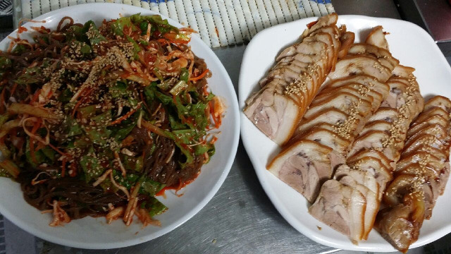 장충동왕족발 이미지