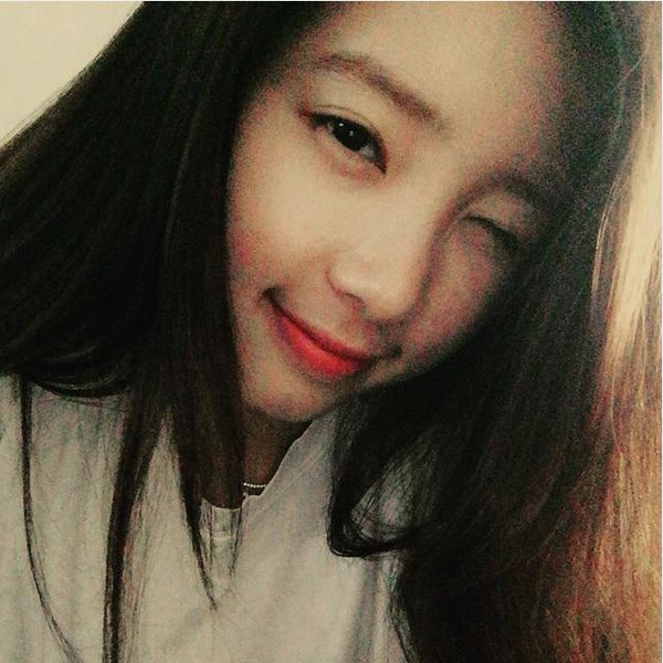 어디서나 당당한 윤채경.gif | 인스티즈