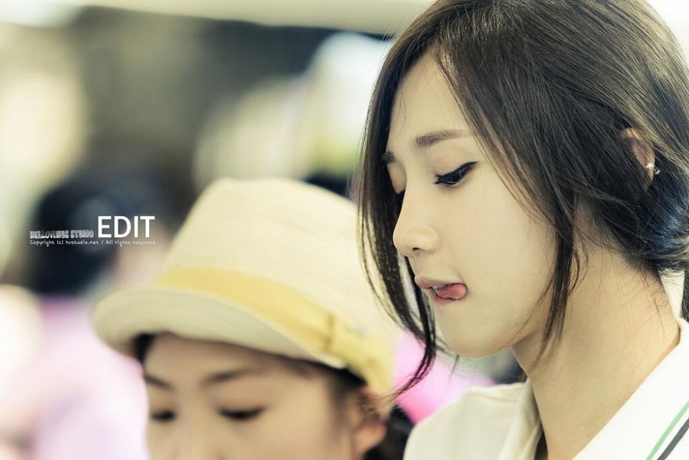 눈망울이 촉촉한 유아라 | 인스티즈