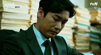 ＜비밀의숲＞ 말 한 마디 없이 사람 압박하는 연기.gif | 인스티즈