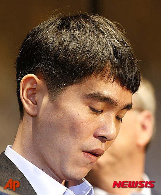 2국째 이세돌 꺾고 환호하는 알파고 개발팀원들.jpg | 인스티즈