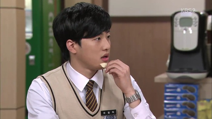 어렸을때부터 허물없이 지낸 소꿉친구가 있는 사람이랑 사귄다는것.jpg | 인스티즈