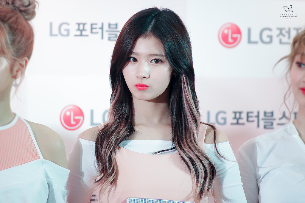 [트와이스] 맑고 밝은 사나.gif | 인스티즈