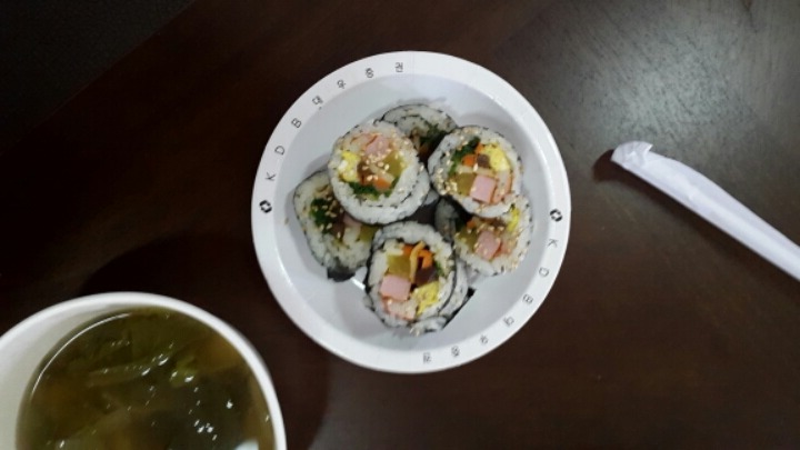 사칠일 이미지