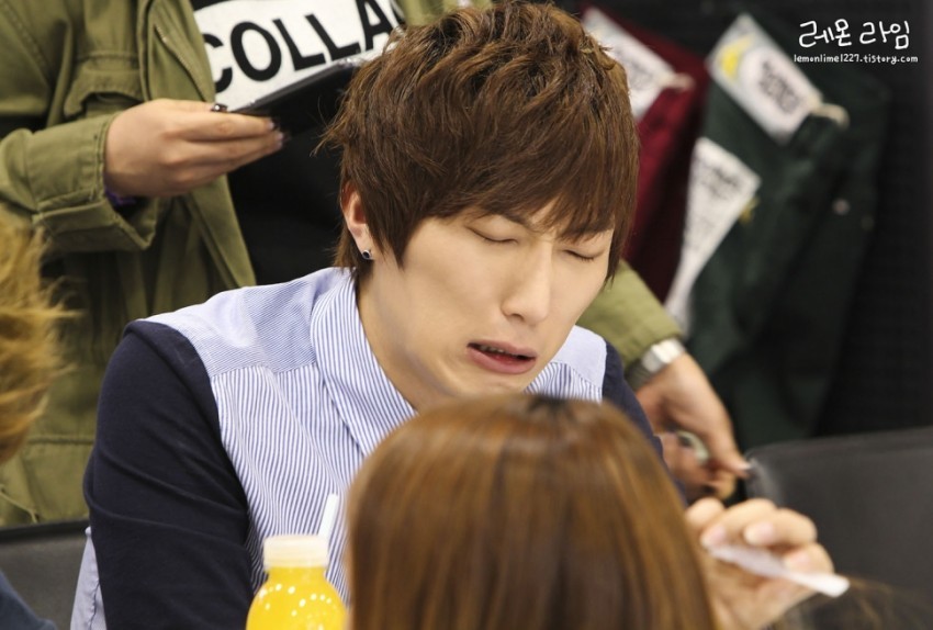 진짜 얘는 뭐 먹을때마다 이상함 | 인스티즈