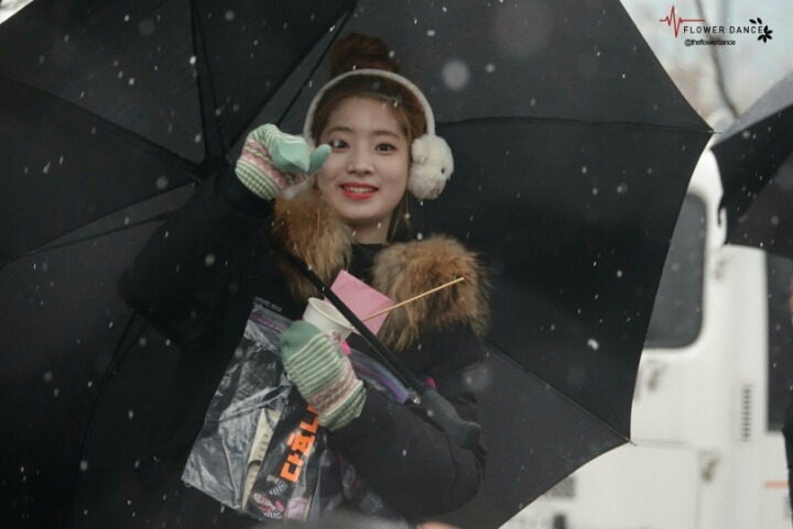 [트와이스] 눈보다 하얀거 같은 오늘자 다현이 | 인스티즈