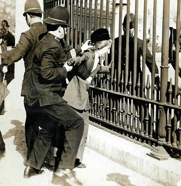 페미니즘의 시작: 과거 서프러제트(여성참정권운동가)들의 모습 | 인스티즈
