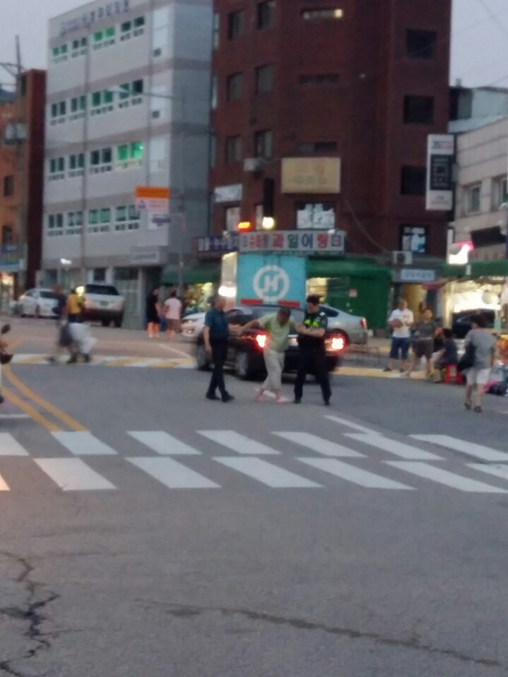 [직촬] 여기서 이러시면 안됩니다 | 인스티즈