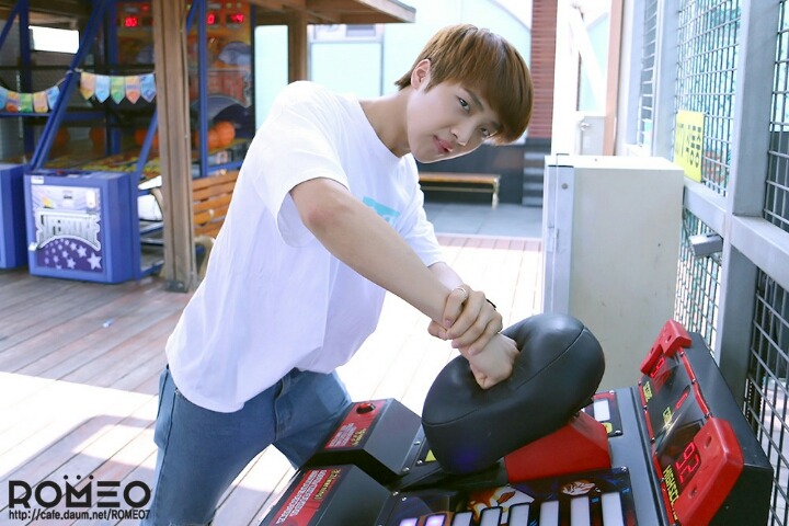 윤성 이미지