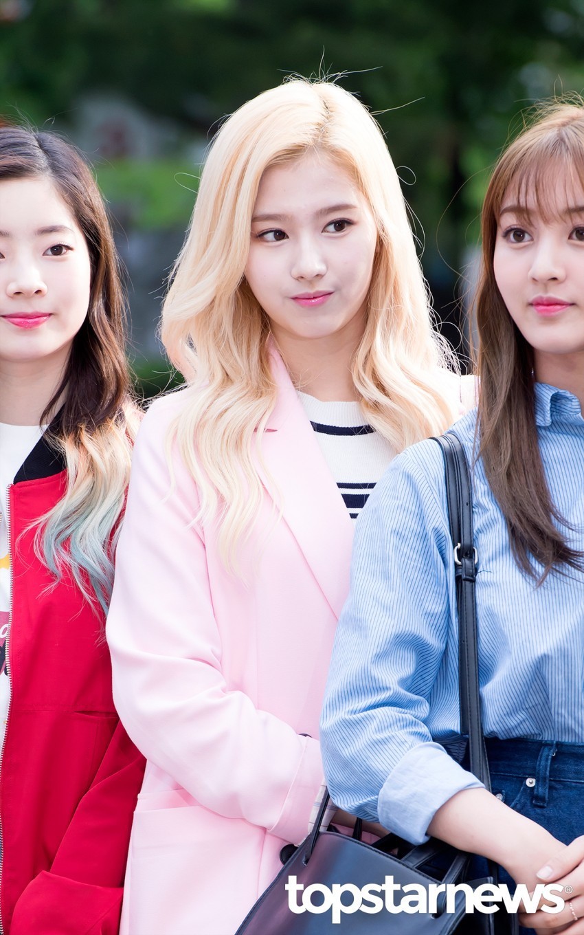 [트와이스] 탑스타뉴스 미나토자키 사나 .jpg | 인스티즈