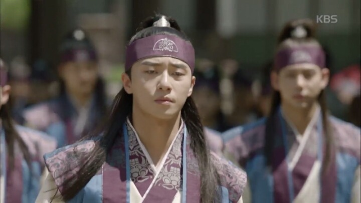 [화랑] 1500년 전 인기 아이돌 화랑 출근길 풍경.jpg (feat.럽라 떡밥) | 인스티즈