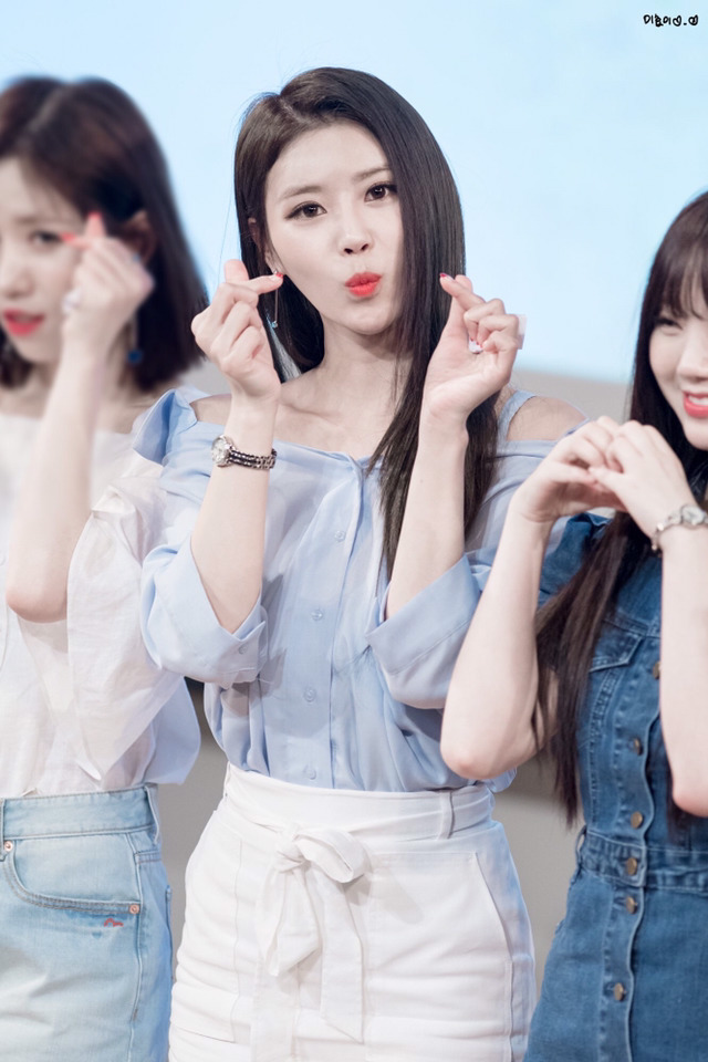 [러블리즈] 콜라 마셔서 미주 | 인스티즈