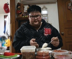 먹방계 레전드는?.gif | 인스티즈