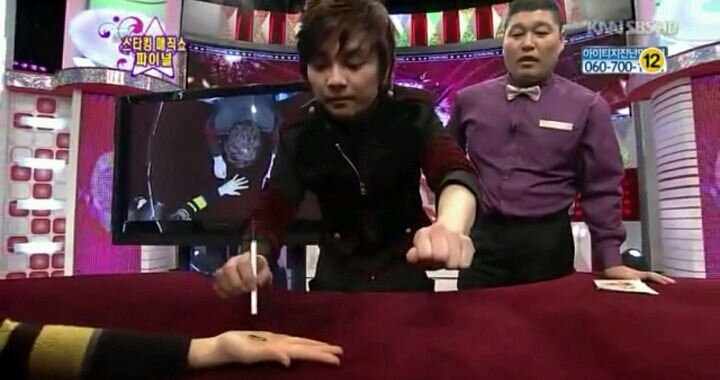 볼수록 신기한 최현우 동전마술 | 인스티즈