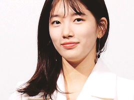 수지는 사랑입니다 gif | 인스티즈