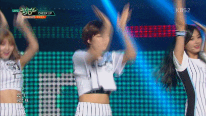 160513 뮤직뱅크 트와이스 - Cheer Up.gif | 인스티즈