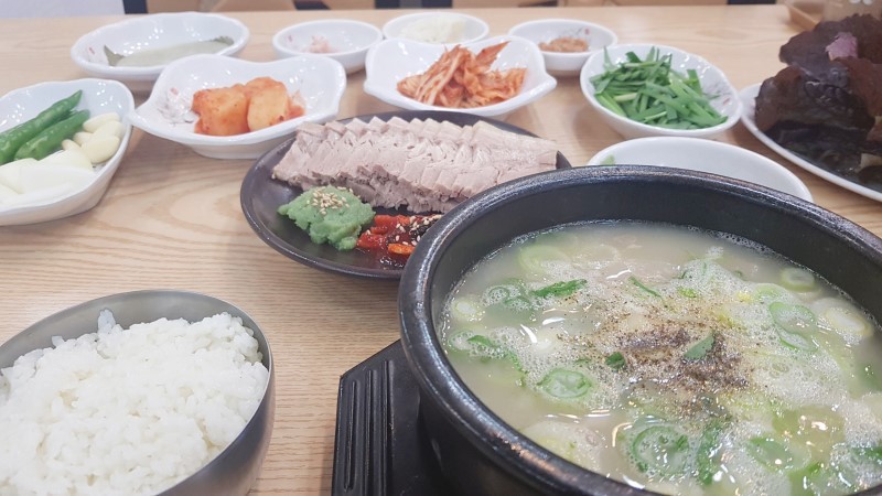 시골돼지국밥 이미지