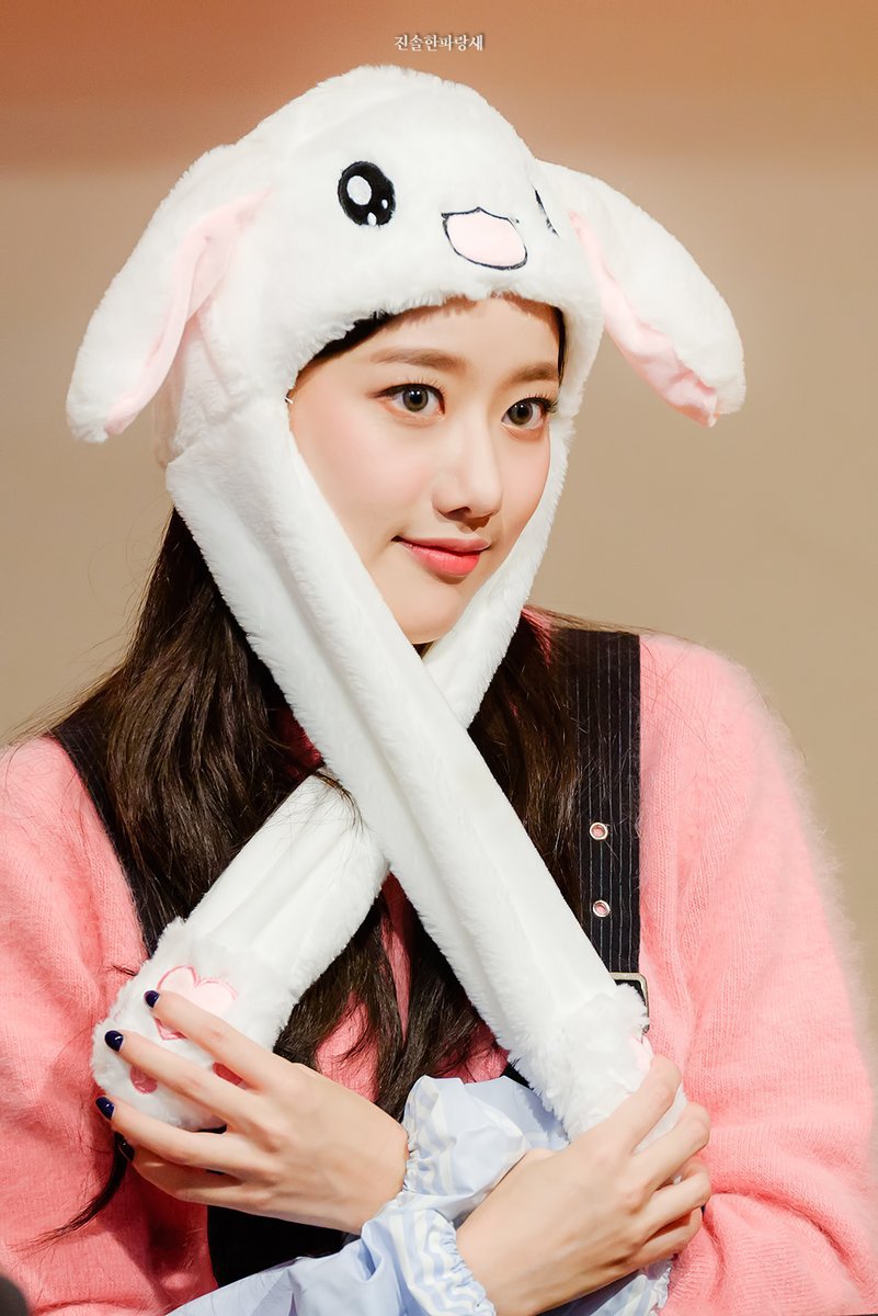 상큼하게 이쁜 에이프릴 이나은.jpgif | 인스티즈