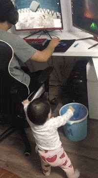 컴퓨터 본체를 바닥에 놓으면 안되는 이유.gif | 인스티즈