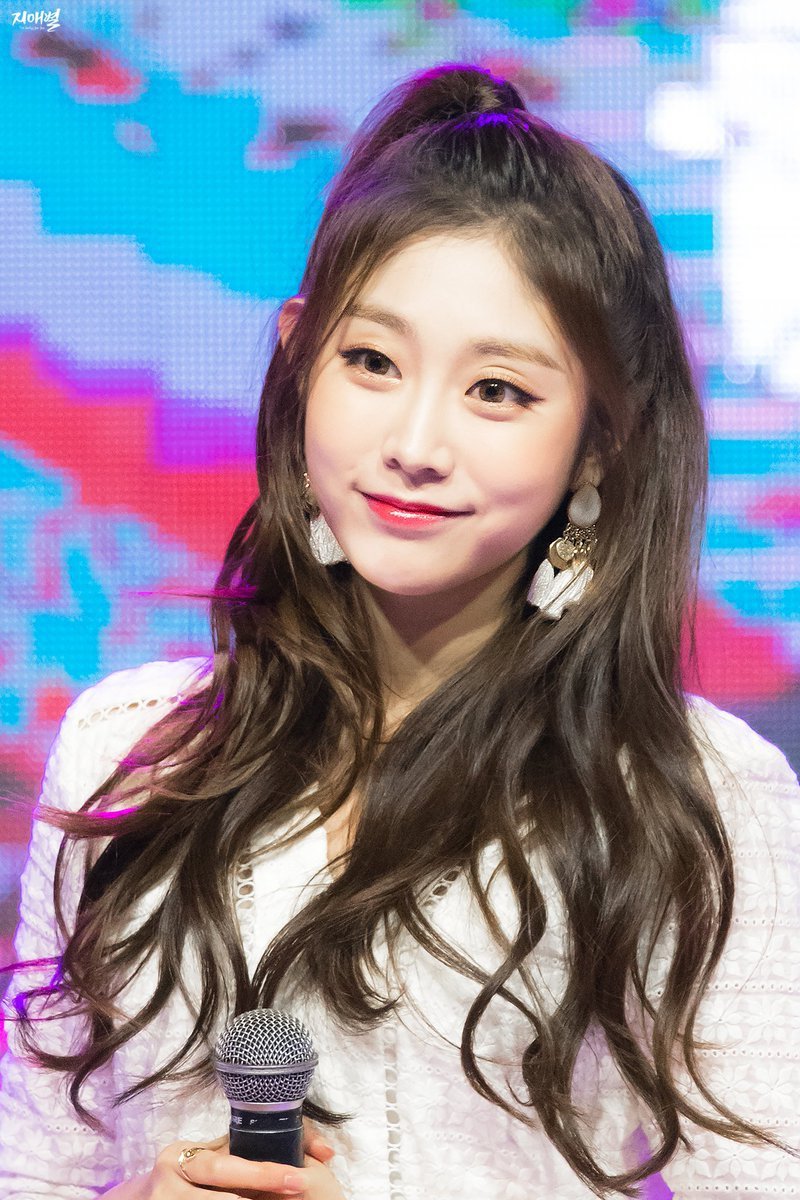 평범하게 생긴 러블리즈 지수 | 인스티즈