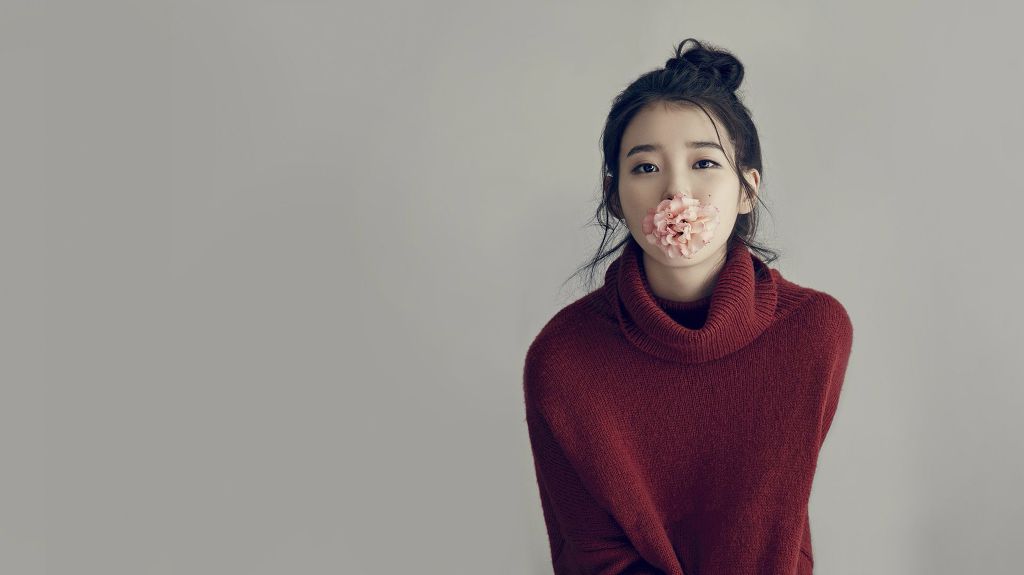 아이유 컴퓨터 배경화면.jpg | 인스티즈