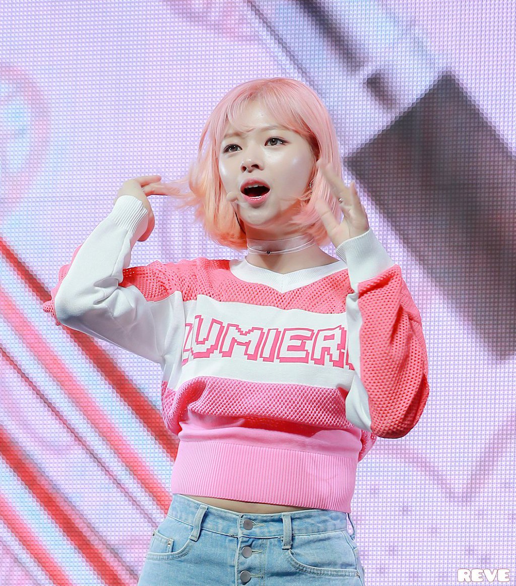 분위기있는 트와이스 정연.jpg | 인스티즈