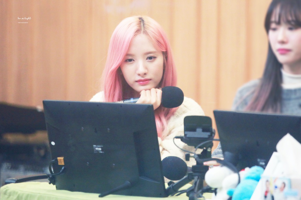 우주소녀의 얼굴대장 보나.jpgif | 인스티즈