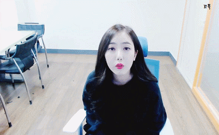 게임방송하는 여자친구 신비.gif | 인스티즈
