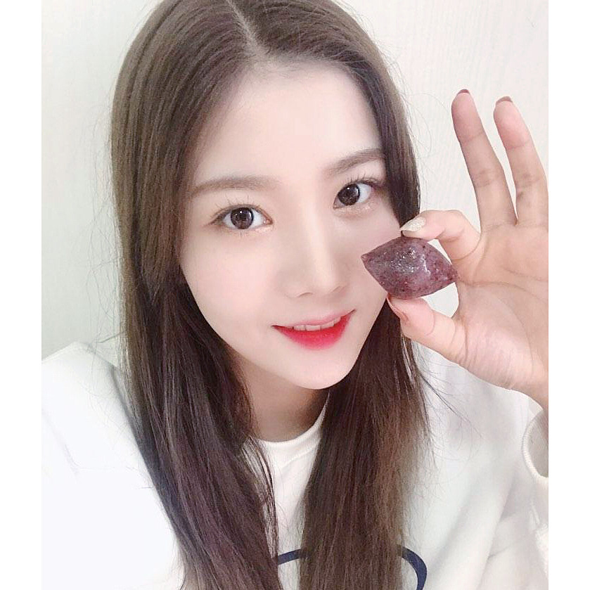 아이즈원 인스타그램 - 민주, 은비, 혜원.jpgif | 인스티즈