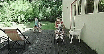 미국에서 최신 유행하는 아이템.gif | 인스티즈