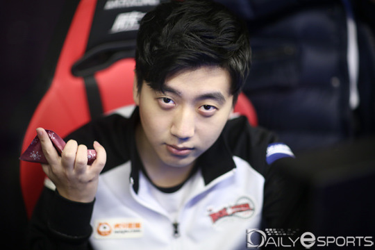 LOL프로게이머들이 뽑은 최고의 선수 | 인스티즈