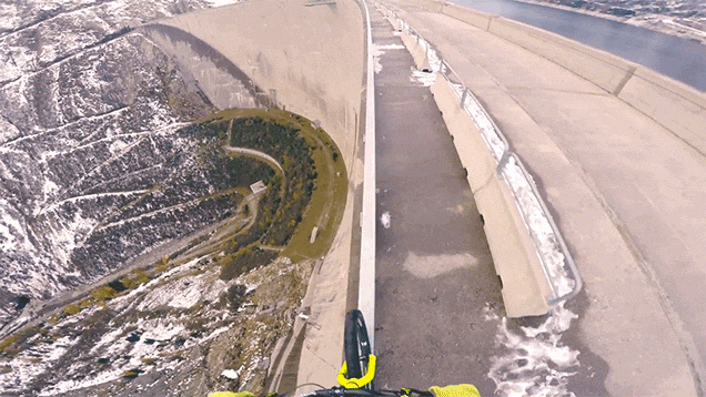 삐끗하면 사망.gif | 인스티즈