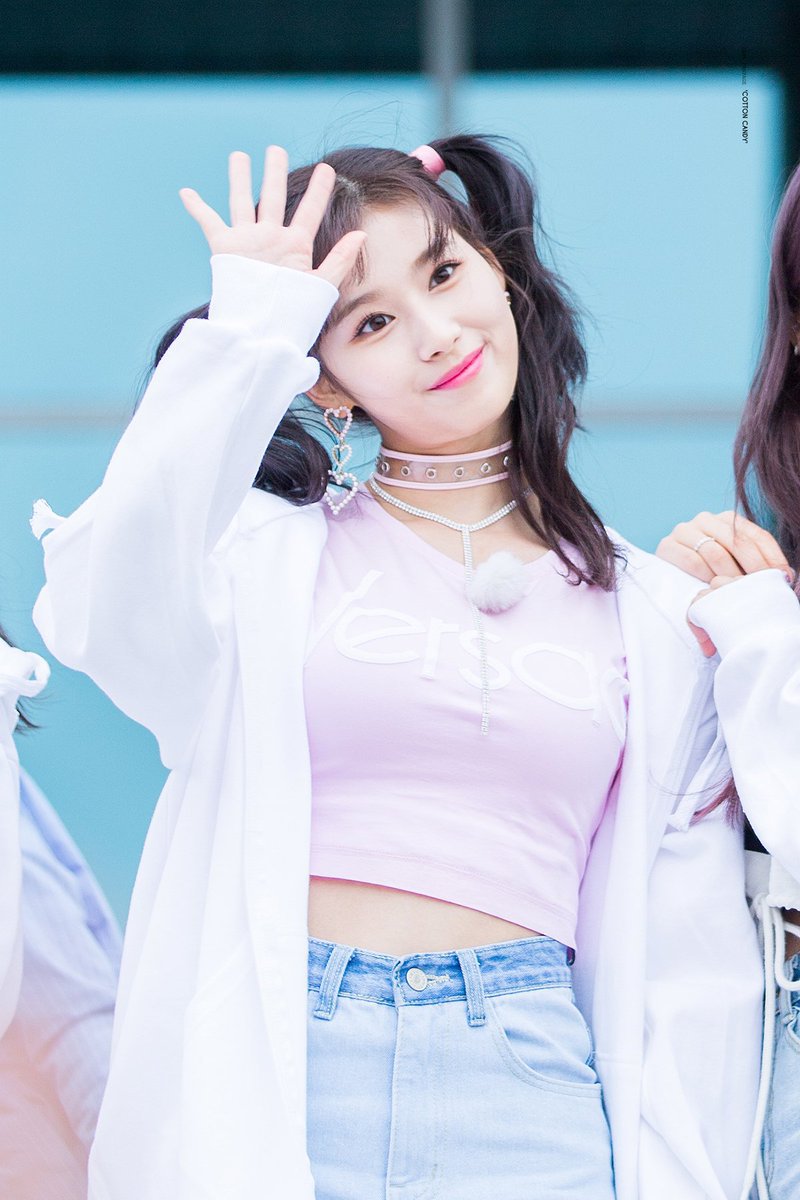 트와이스의 큐티갓 사나.jpg | 인스티즈