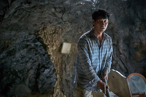 [장산범] 장산범 보고 온 관객들의 공통적인 의문점.jpg | 인스티즈