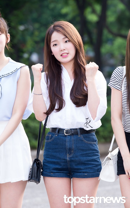 오마이걸 승희 사복 | 인스티즈
